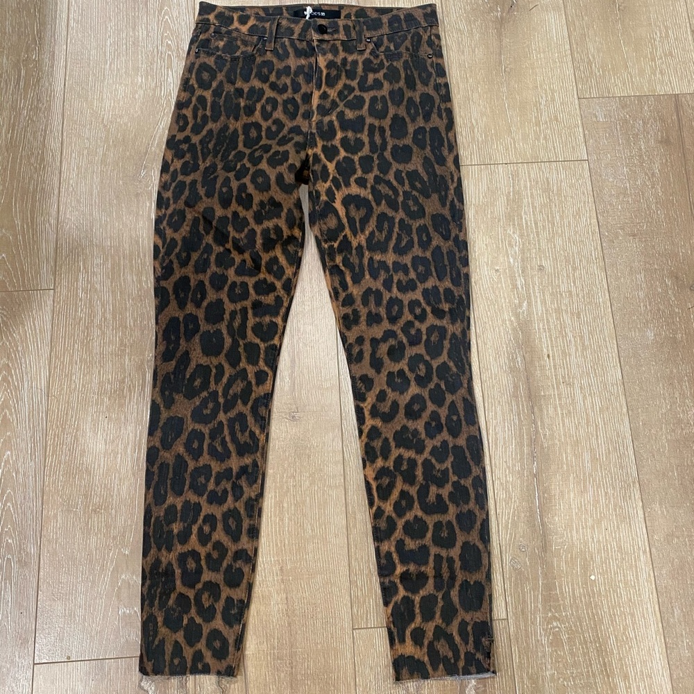 NWT joes leopard print jeans Sz 28